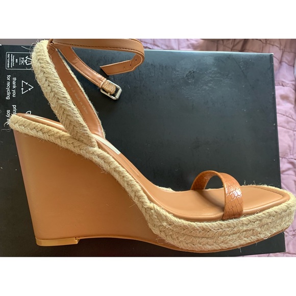 Dolce Vita Aurora Cedar Embossed Stella New - Picture 4 of 8